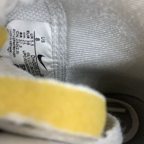 Nike Blazer Mid 77 Essential White Metallic Silver DH0070-100 Womens Size 8 - Picture 8 of 8